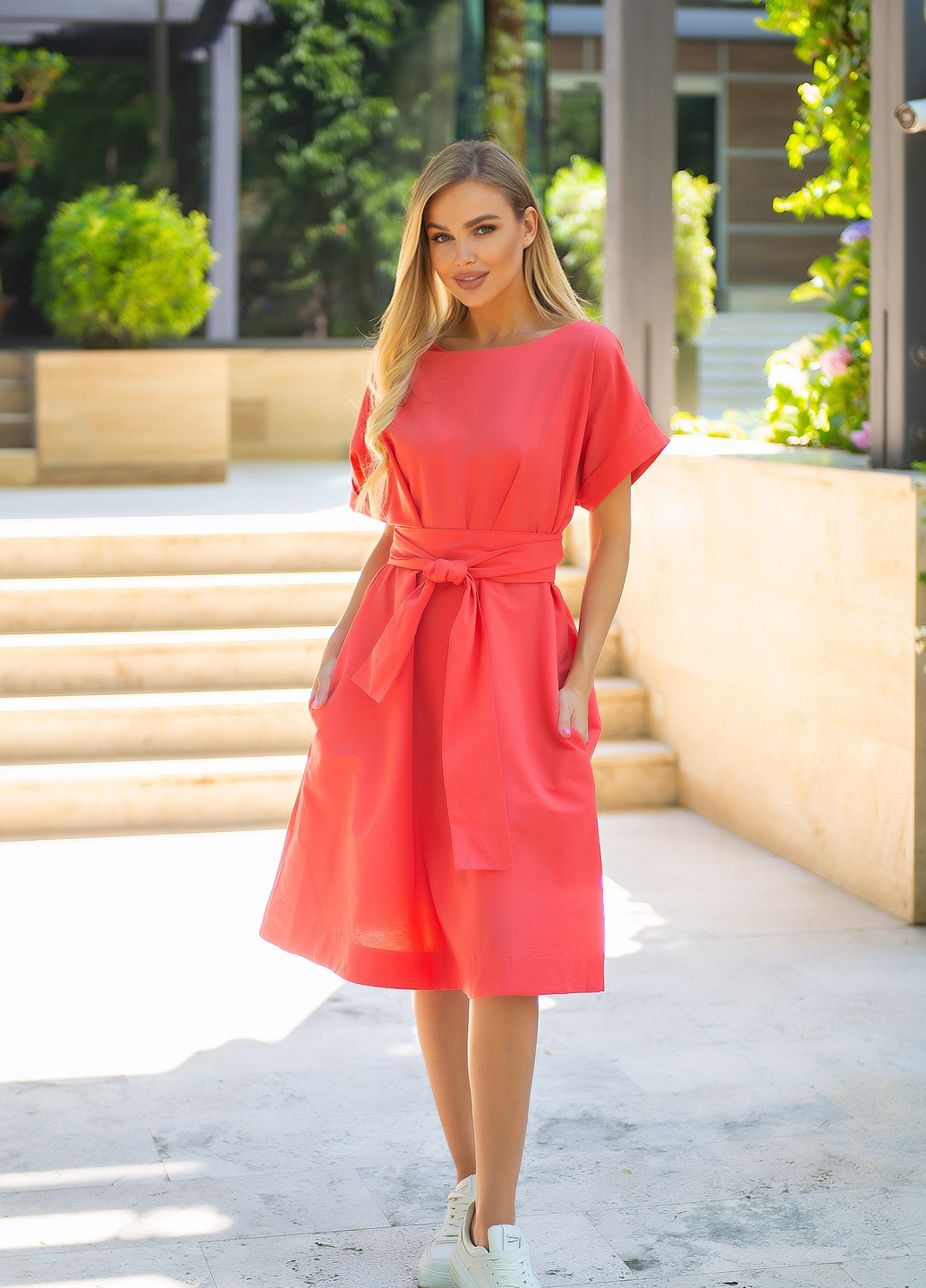 Коралловое кэжуал свободное платье кроя оверсайз INNOE однотонное