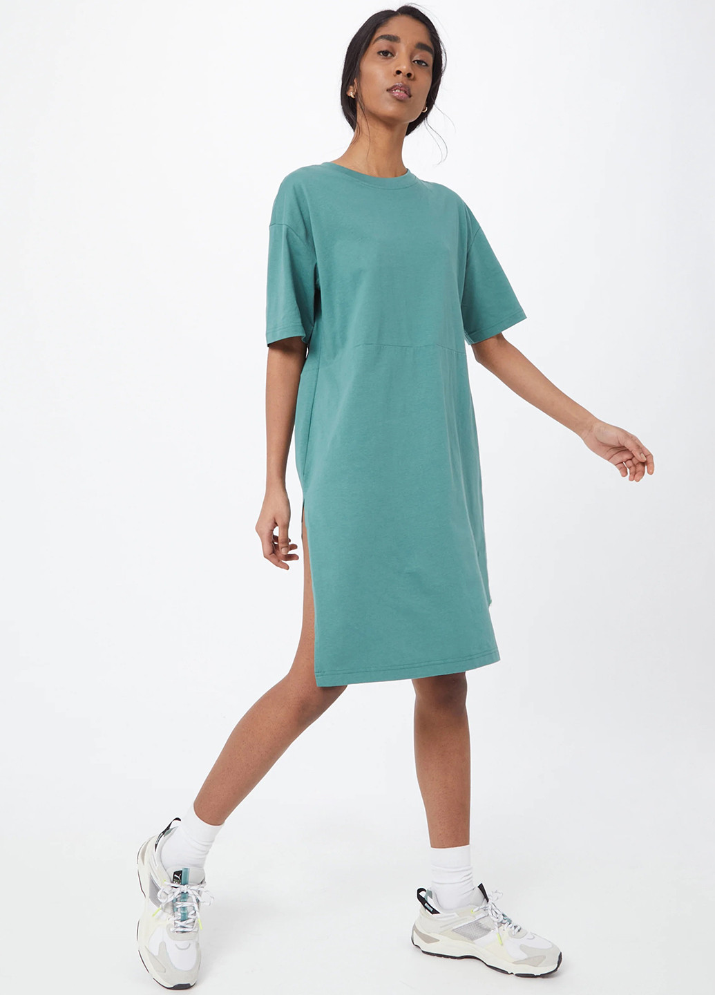 Светло-бирюзовое кэжуал платье платье-футболка Urban Classics однотонное