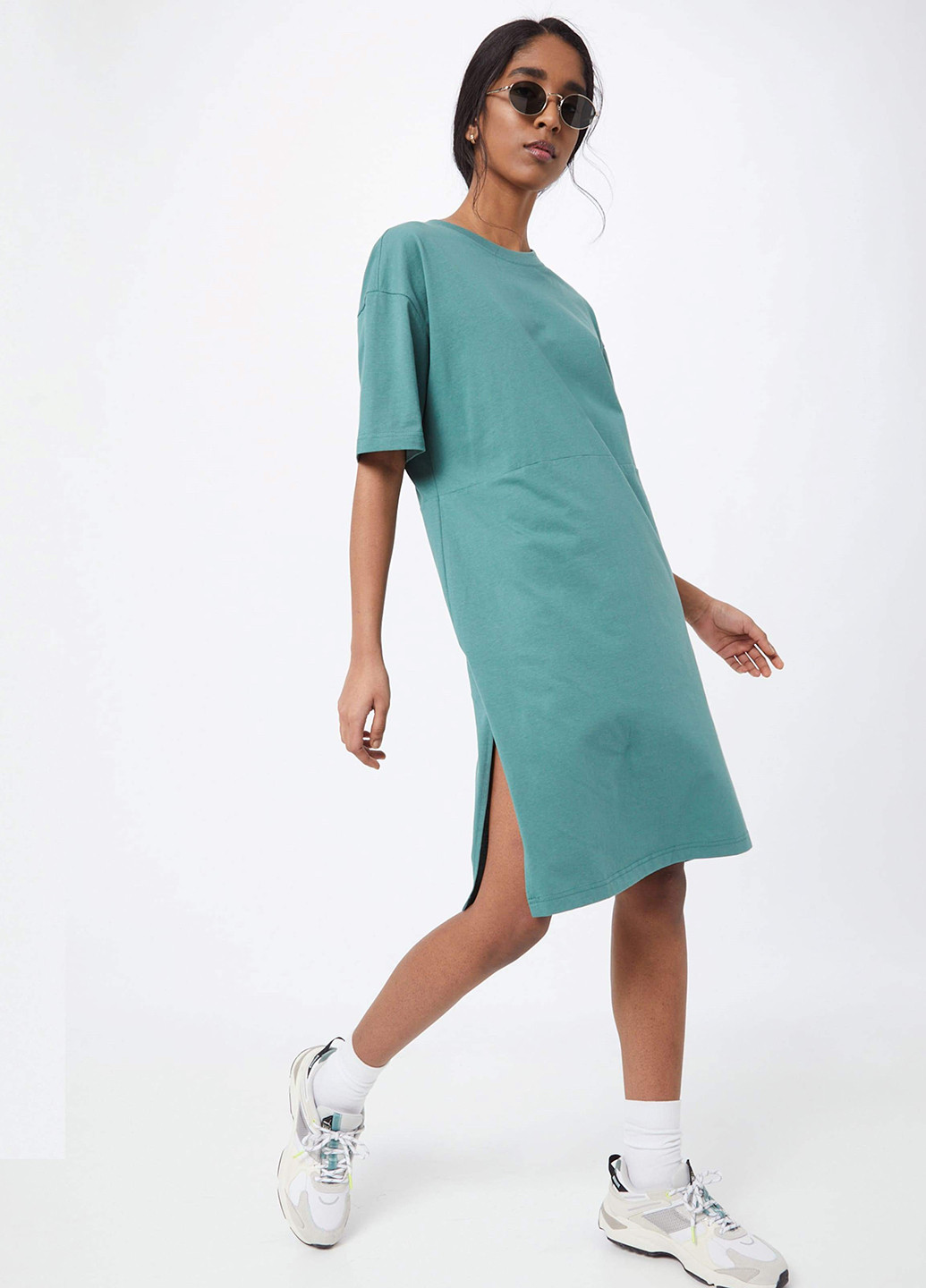 Світло-бірюзова кежуал сукня сукня-футболка Urban Classics однотонна