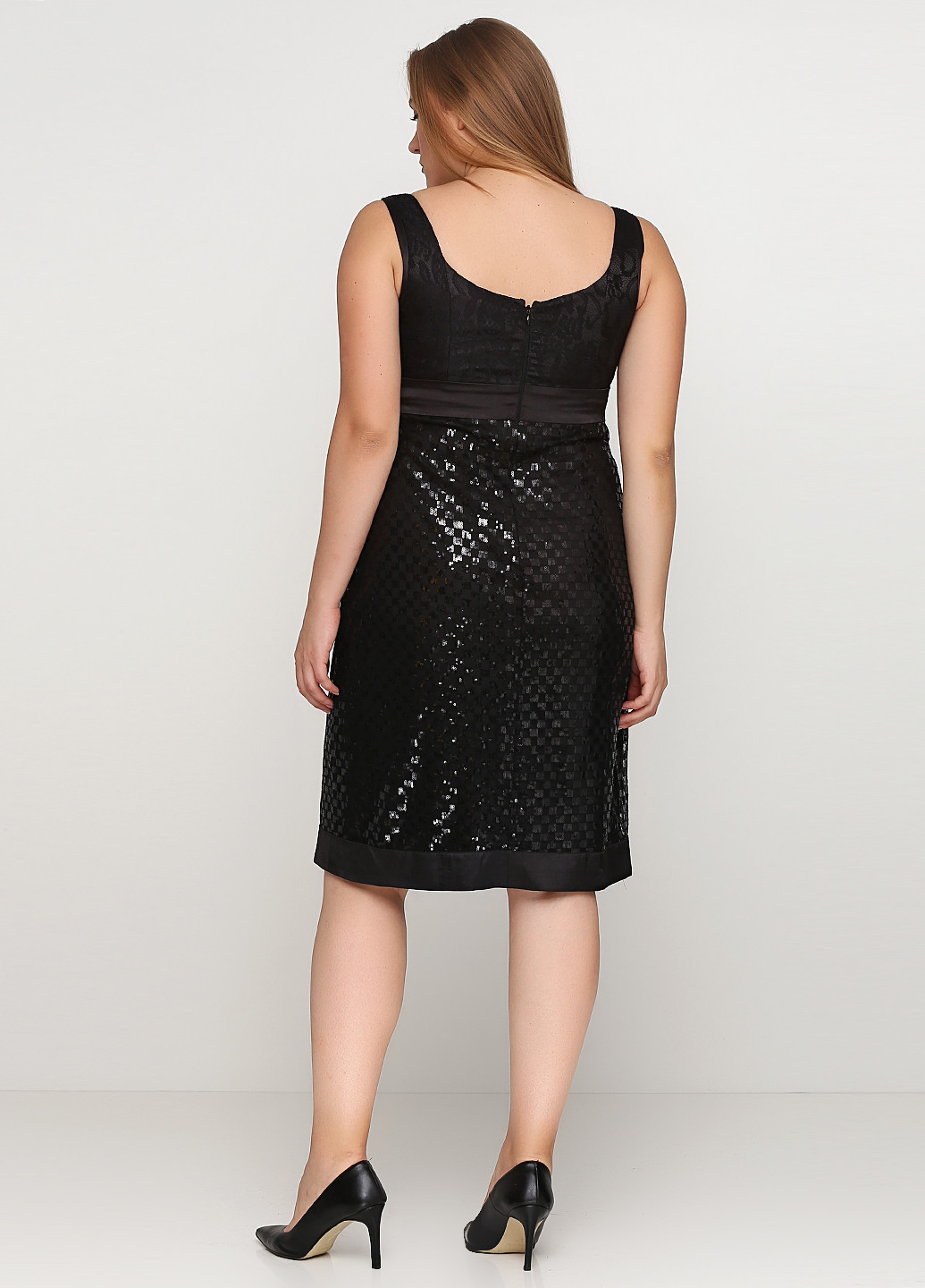 Черное кэжуал платье Heine с геометрическим узором