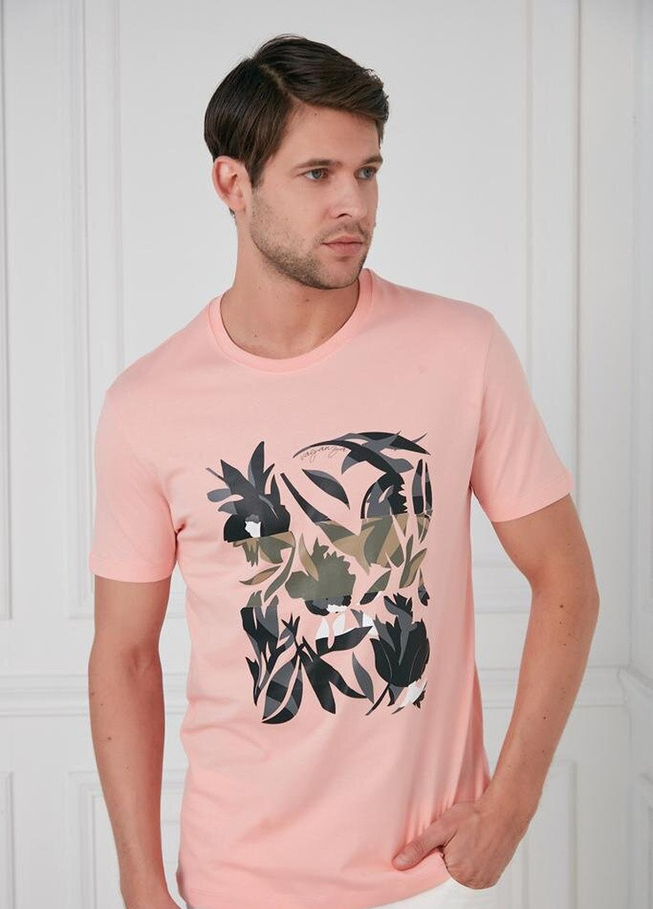 Персиковая футболка Vaganza
