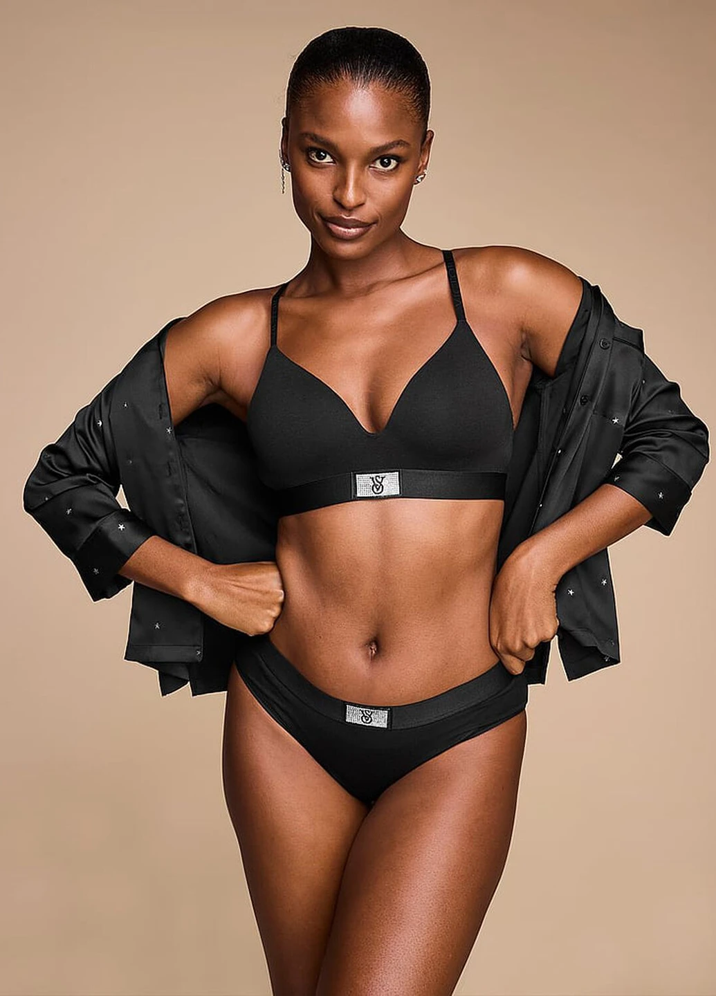 Черный демисезонный комплект (бюстгальтер, трусики) Victoria's Secret