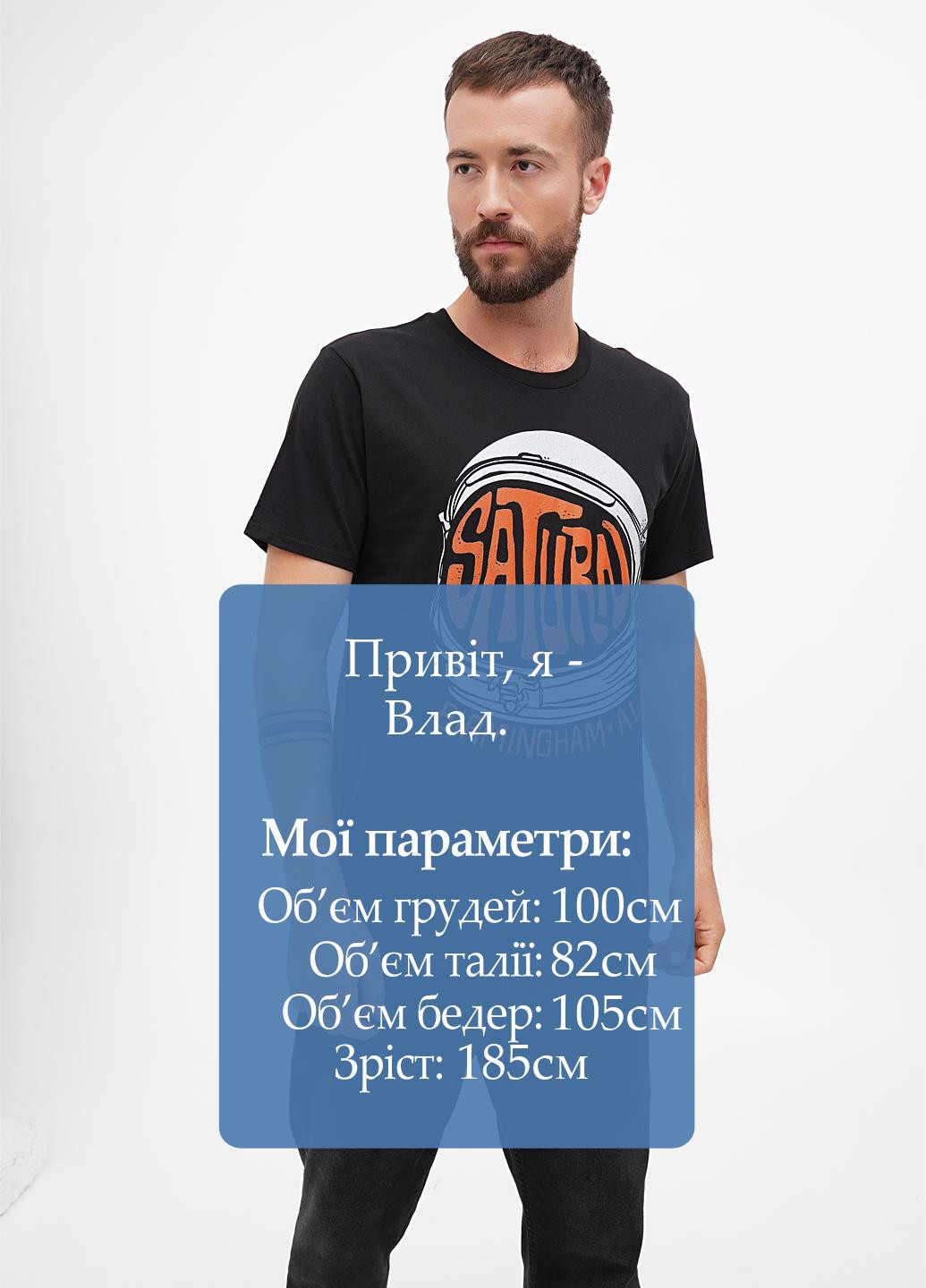 Черная футболка Hanes