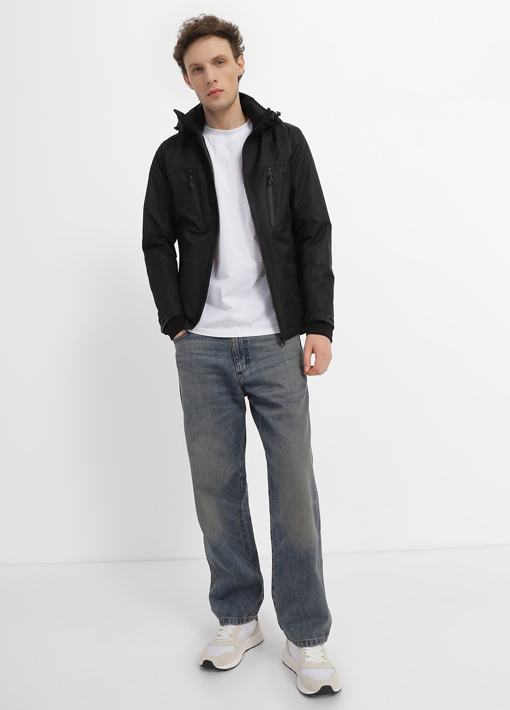 Чорна демісезонна куртка Braska V-1/301