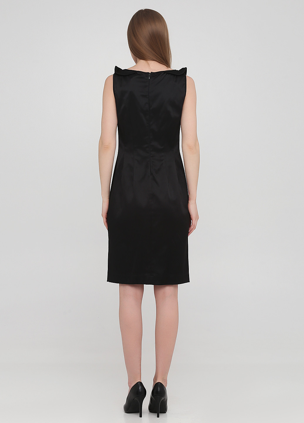 Черное коктейльное платье футляр Satin однотонное