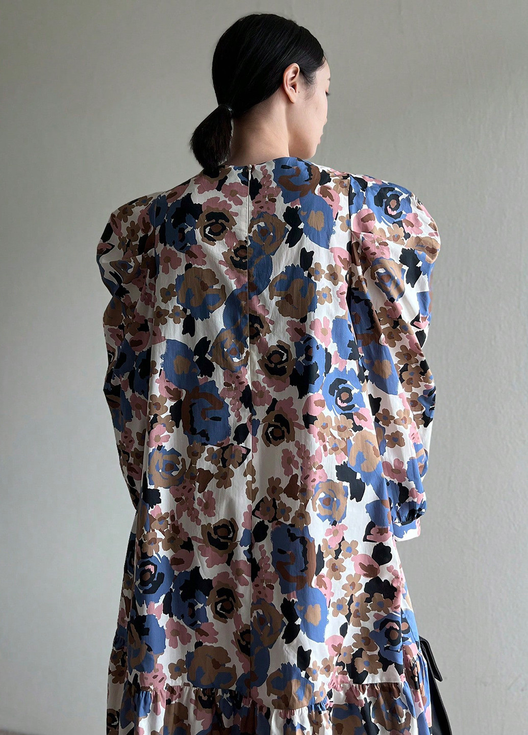 Молочное праздничный, деловое, кэжуал платье а-силуэт SHEIN с цветочным принтом