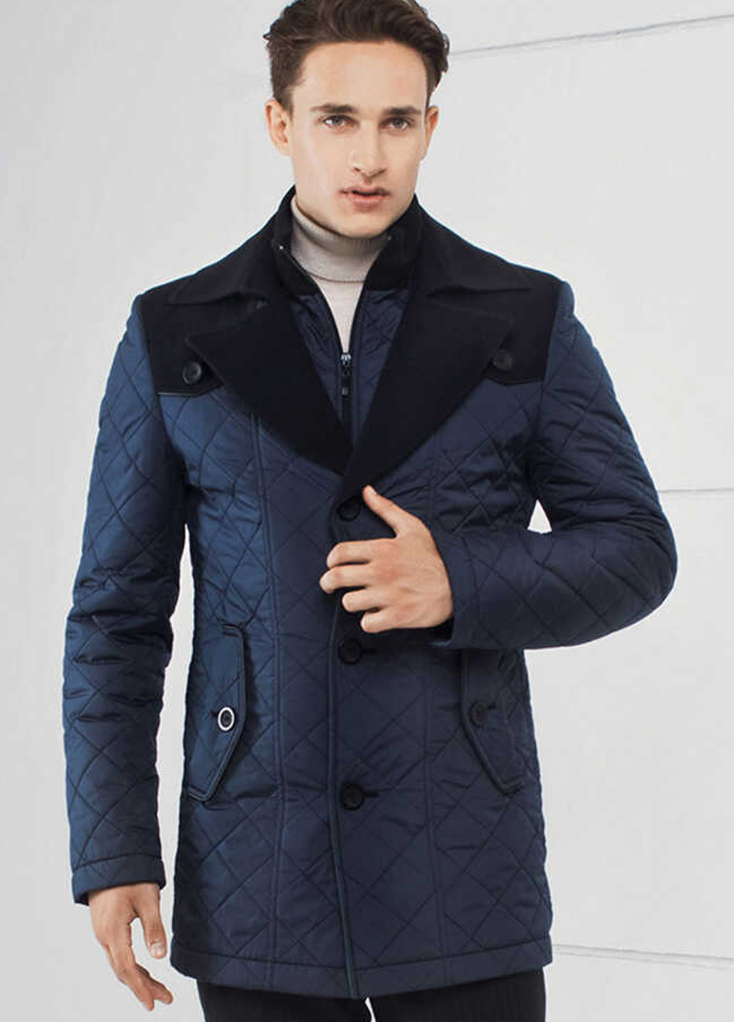 Темно-синяя демисезонная куртка куртка-пиджак Sun's House