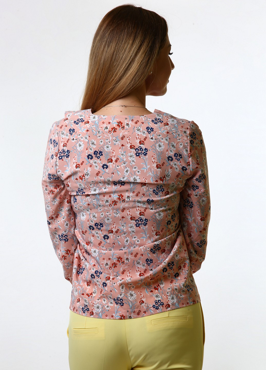 Персиковая демисезонная блуза InDresser