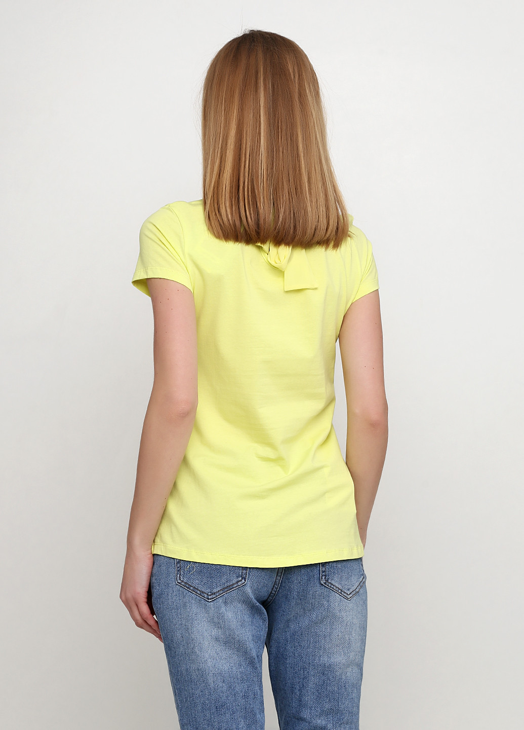 Желтая летняя футболка Bluoltre