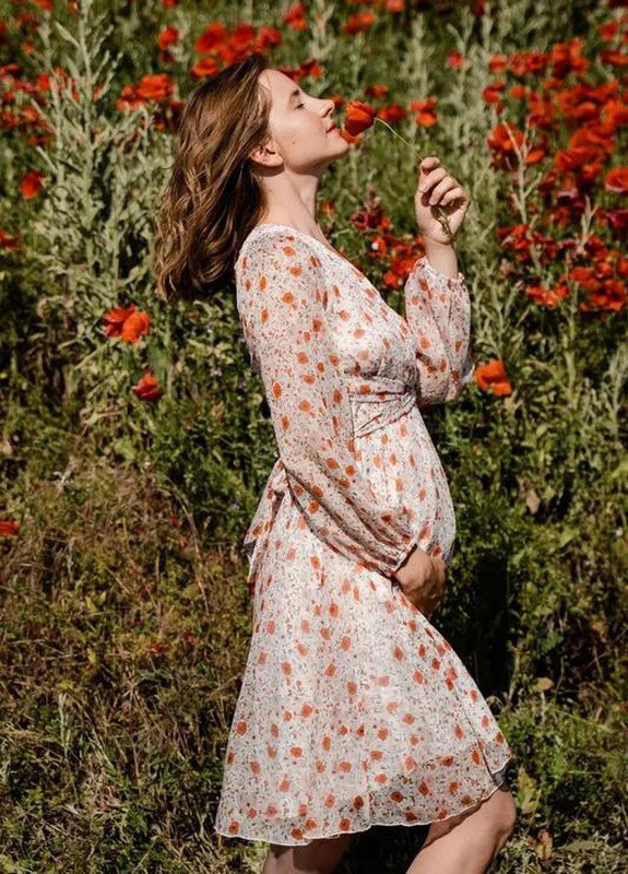 Молочное кэжуал шифоновое платье для беременных и кормящих мам салатовое цветочное To Be с цветочным принтом