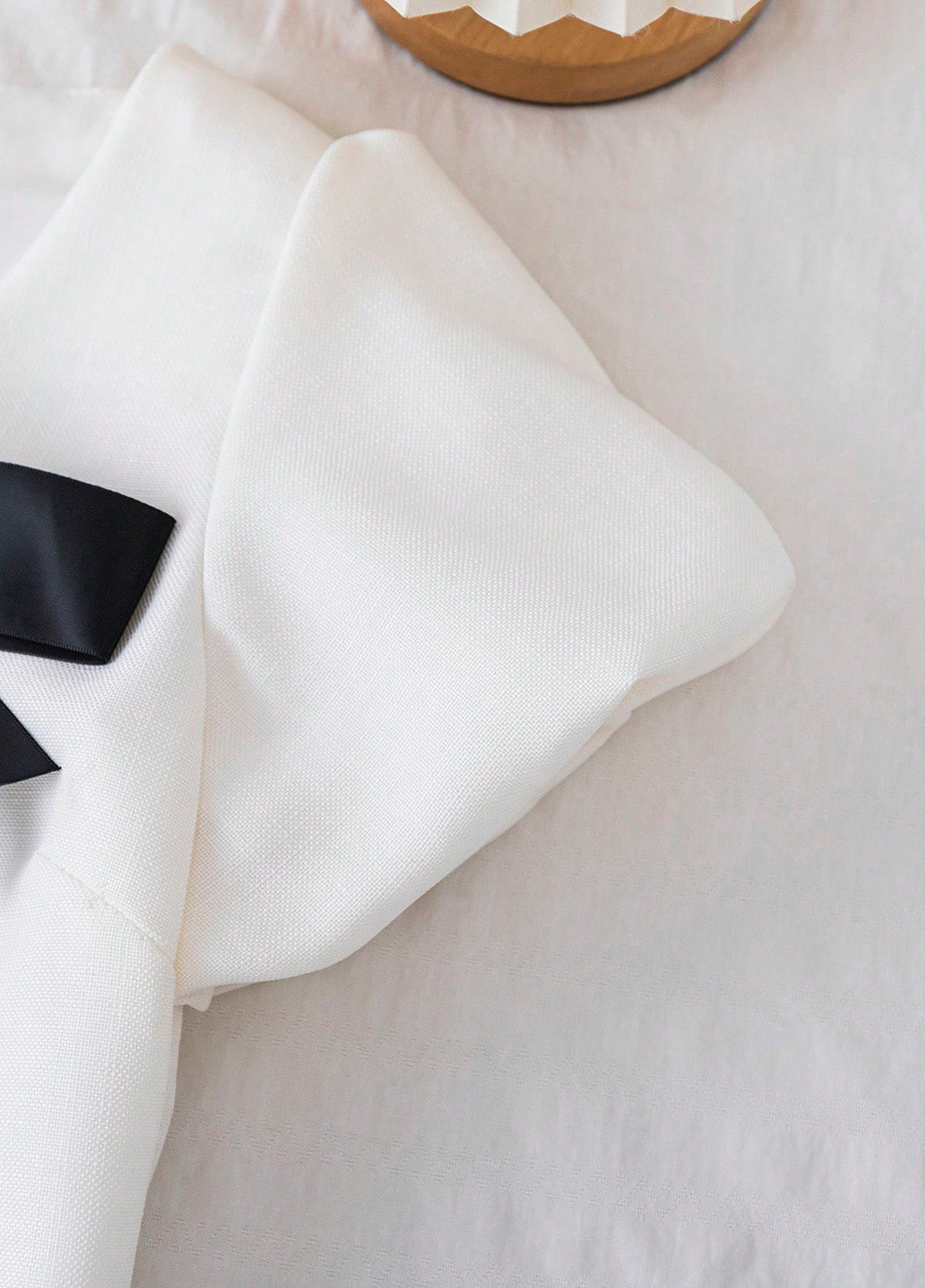 Белая однотонная блузка SHEIN летняя