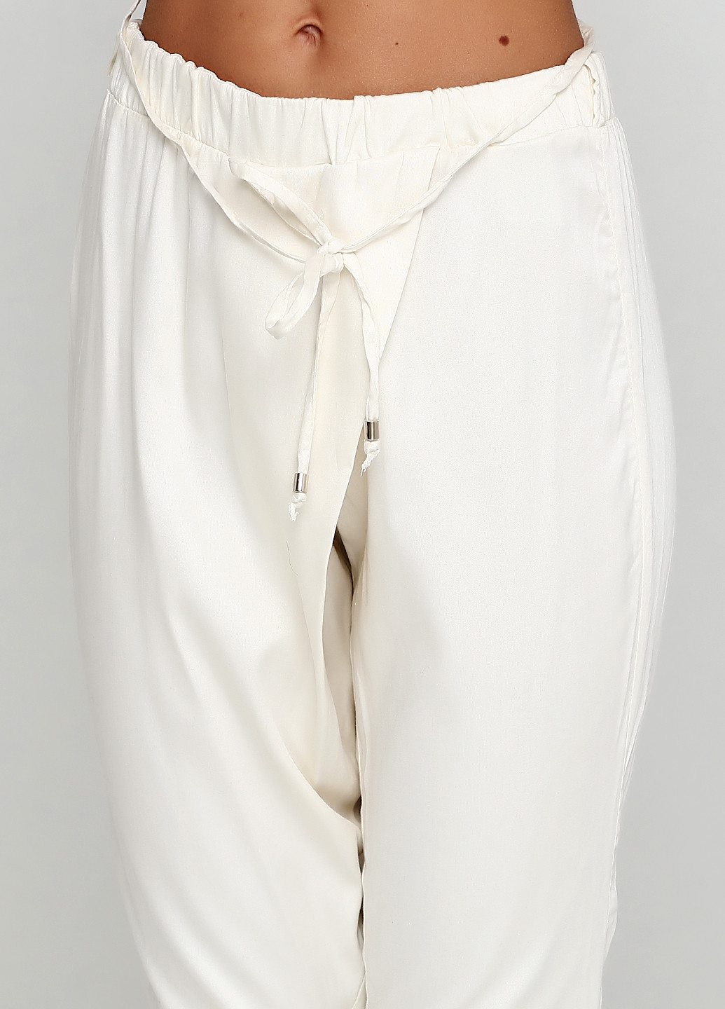Светло-бежевые кэжуал демисезонные зауженные брюки Kocca