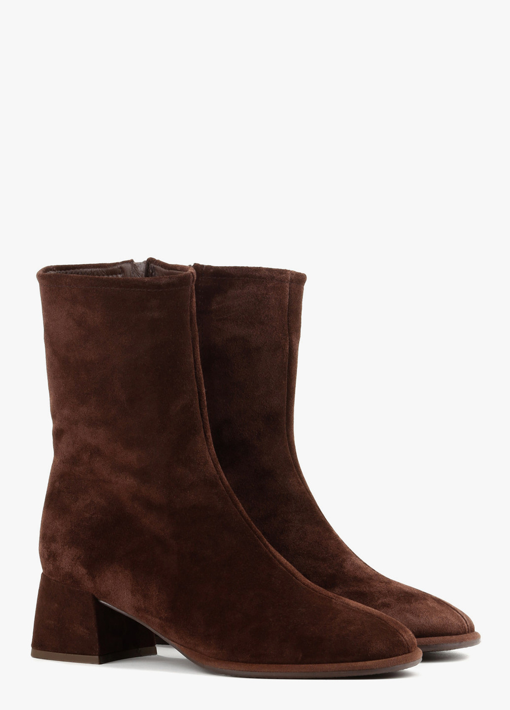 Осенние ботинки Le'BERDES без декора из натуральной замши