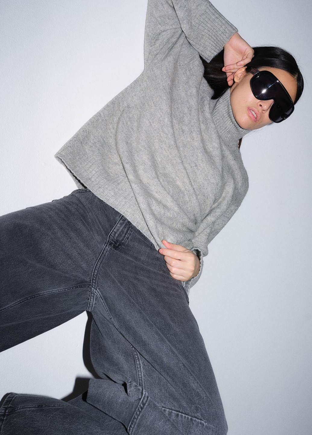 Серый зимний свитер джемпер H&M