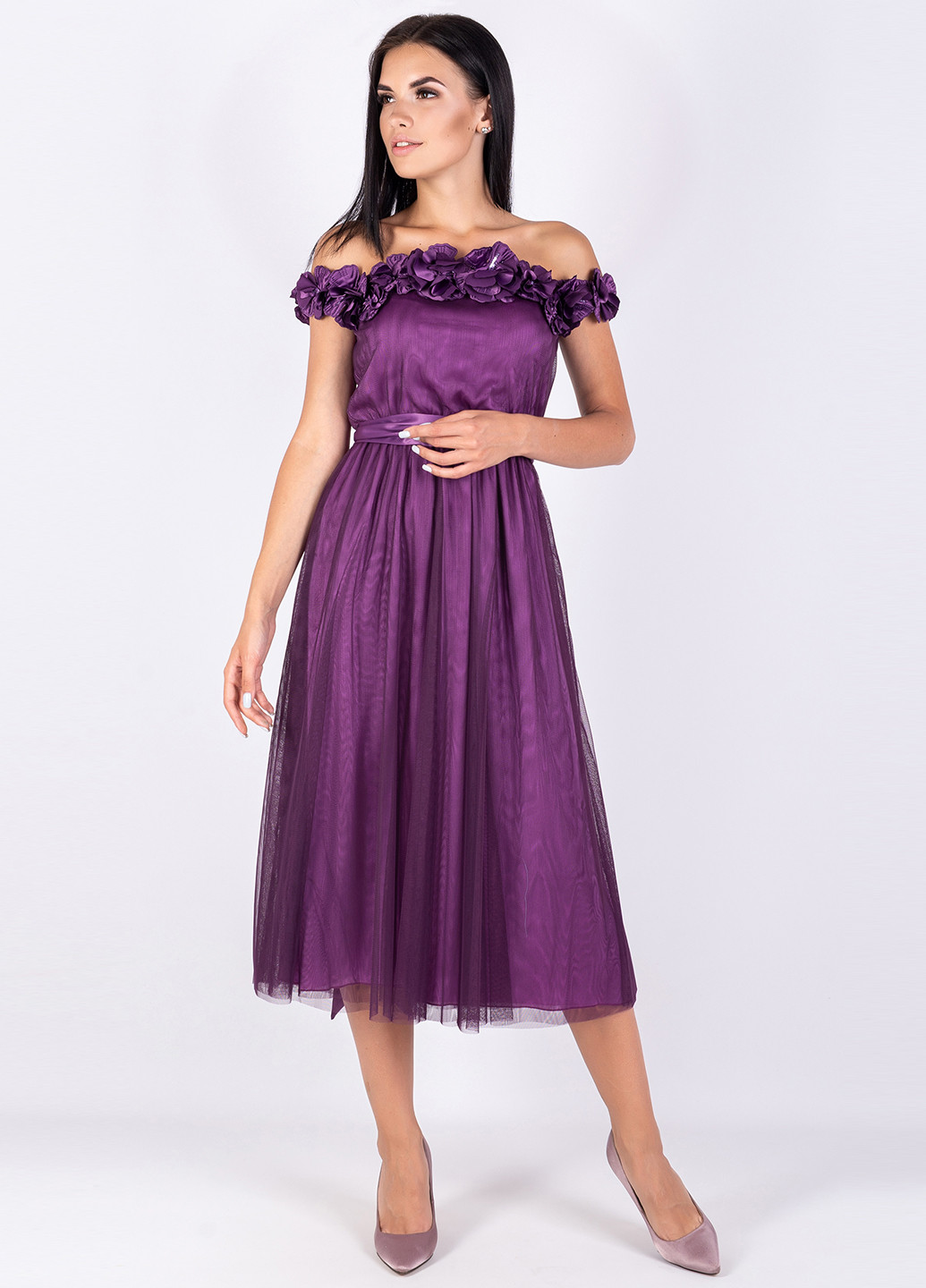 Фіолетова вечірня сукня з відкритими плечима Seam однотонна