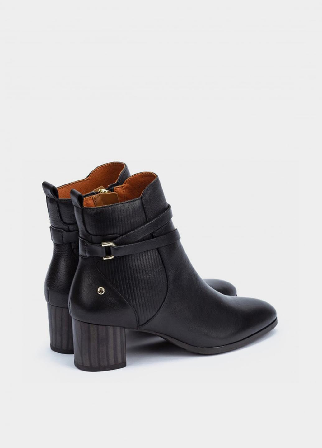 Чорні демісезонна ботильйони Pikolinos