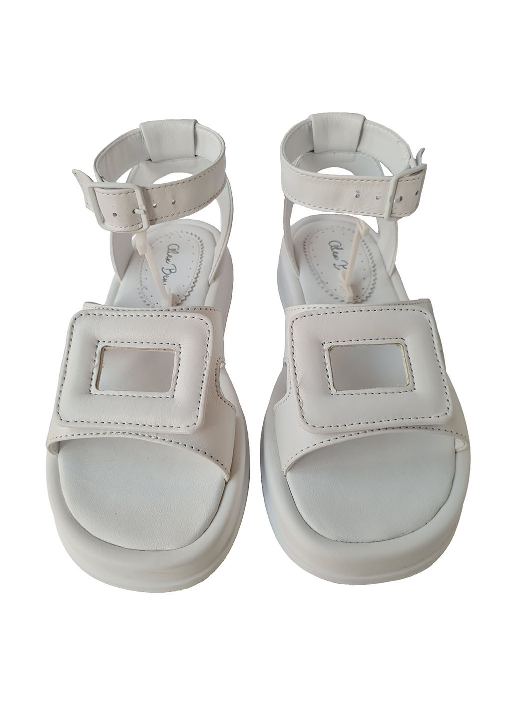 Белые босоножки Benz с ремешком