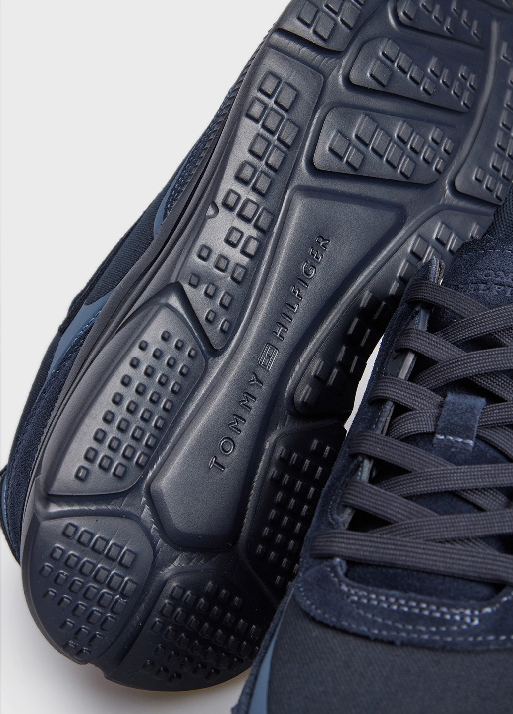 Синие всесезонные кроссовки Tommy Hilfiger