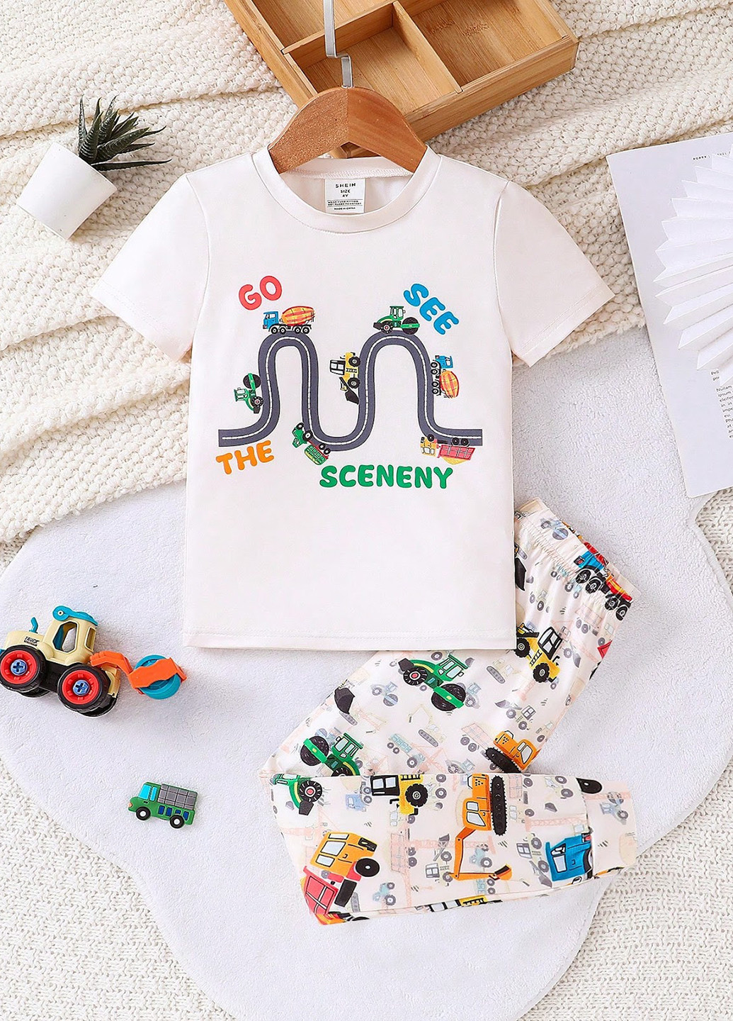 Біла всесезон піжама (довгий рукав, брюки) футболка + штани SHEIN