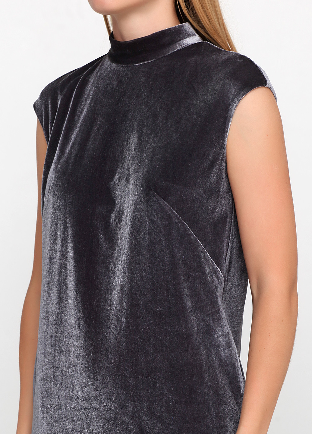 Серое кэжуал платье TATU однотонное