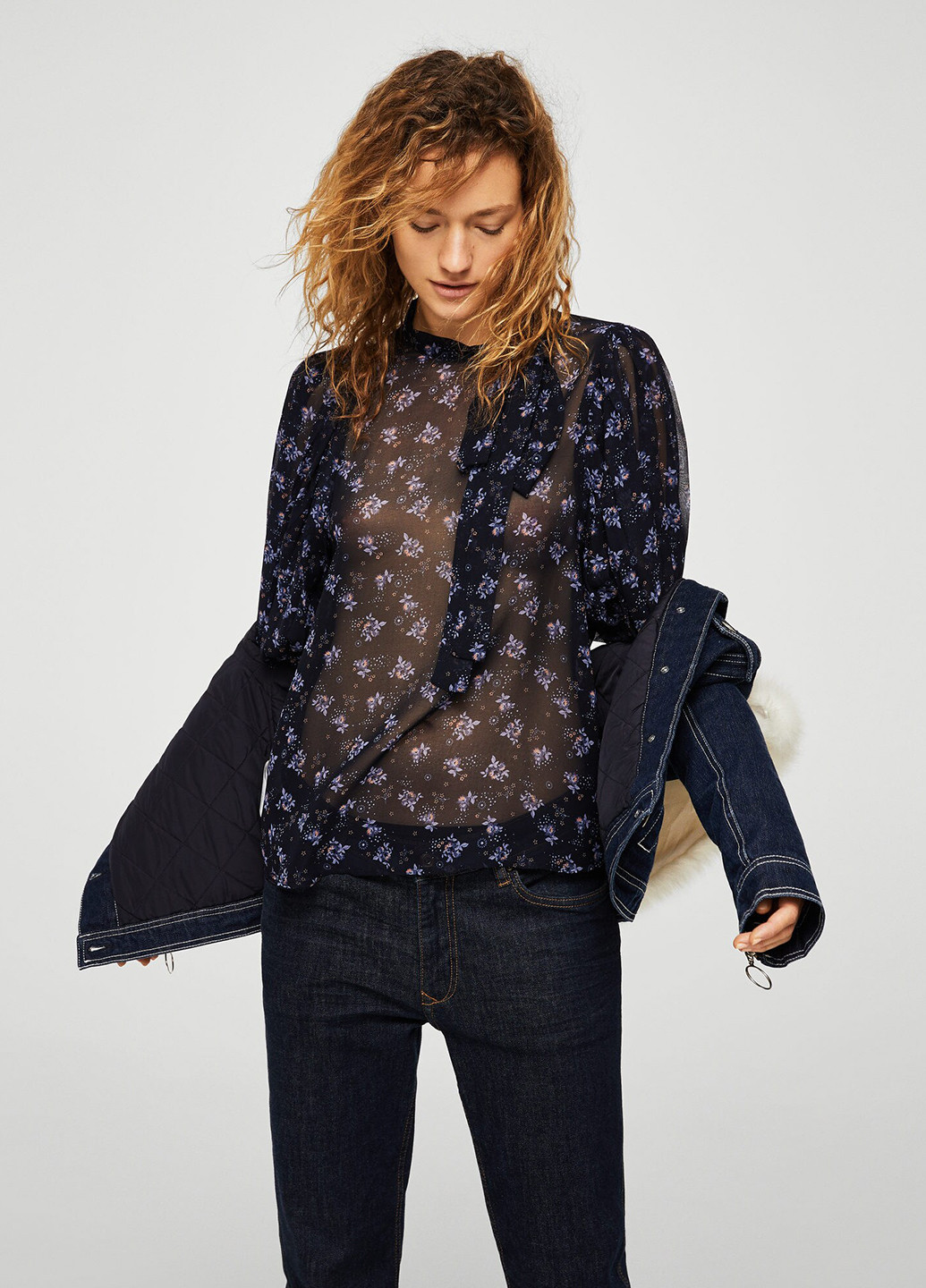 Тёмно-синяя блуза Mango