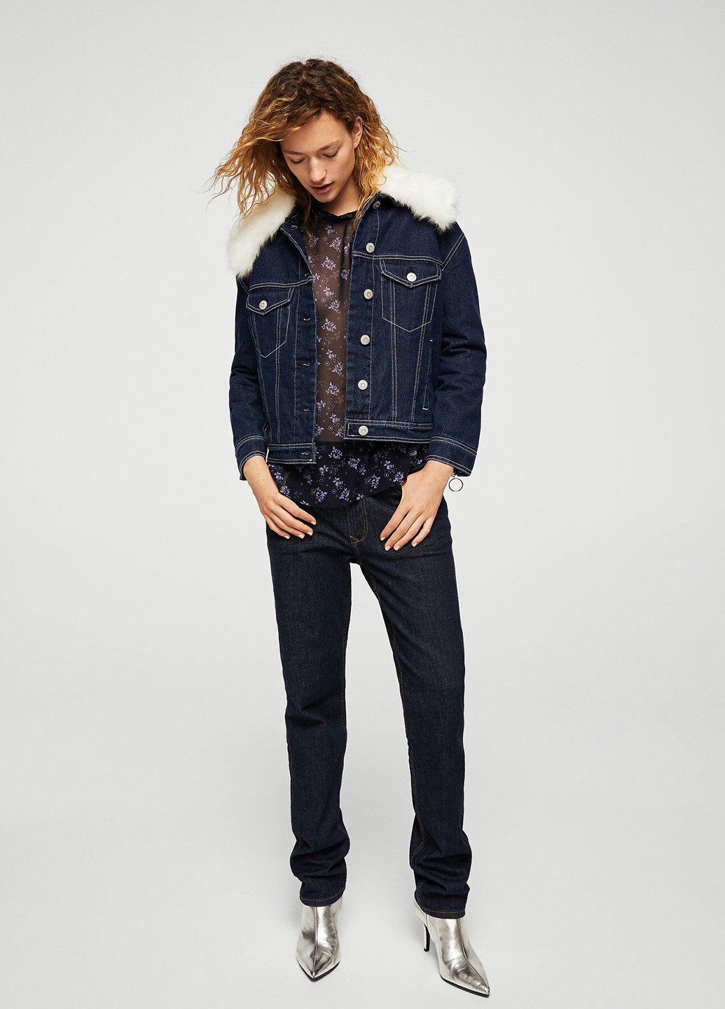 Тёмно-синяя блуза Mango