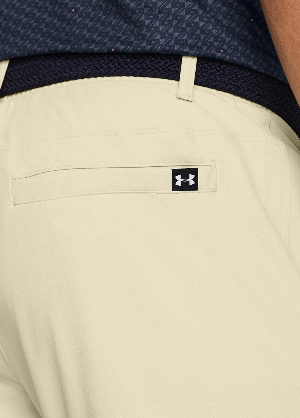 Светло-бежевые кэжуал демисезонные чиносы брюки Under Armour