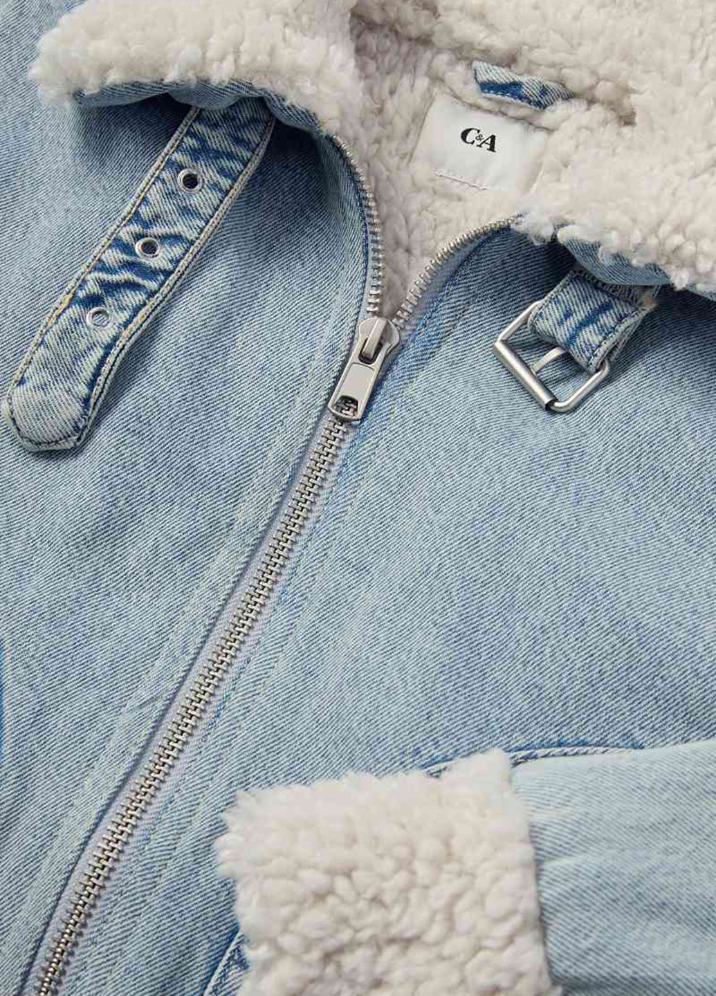 Голубая демисезонная куртка C&A