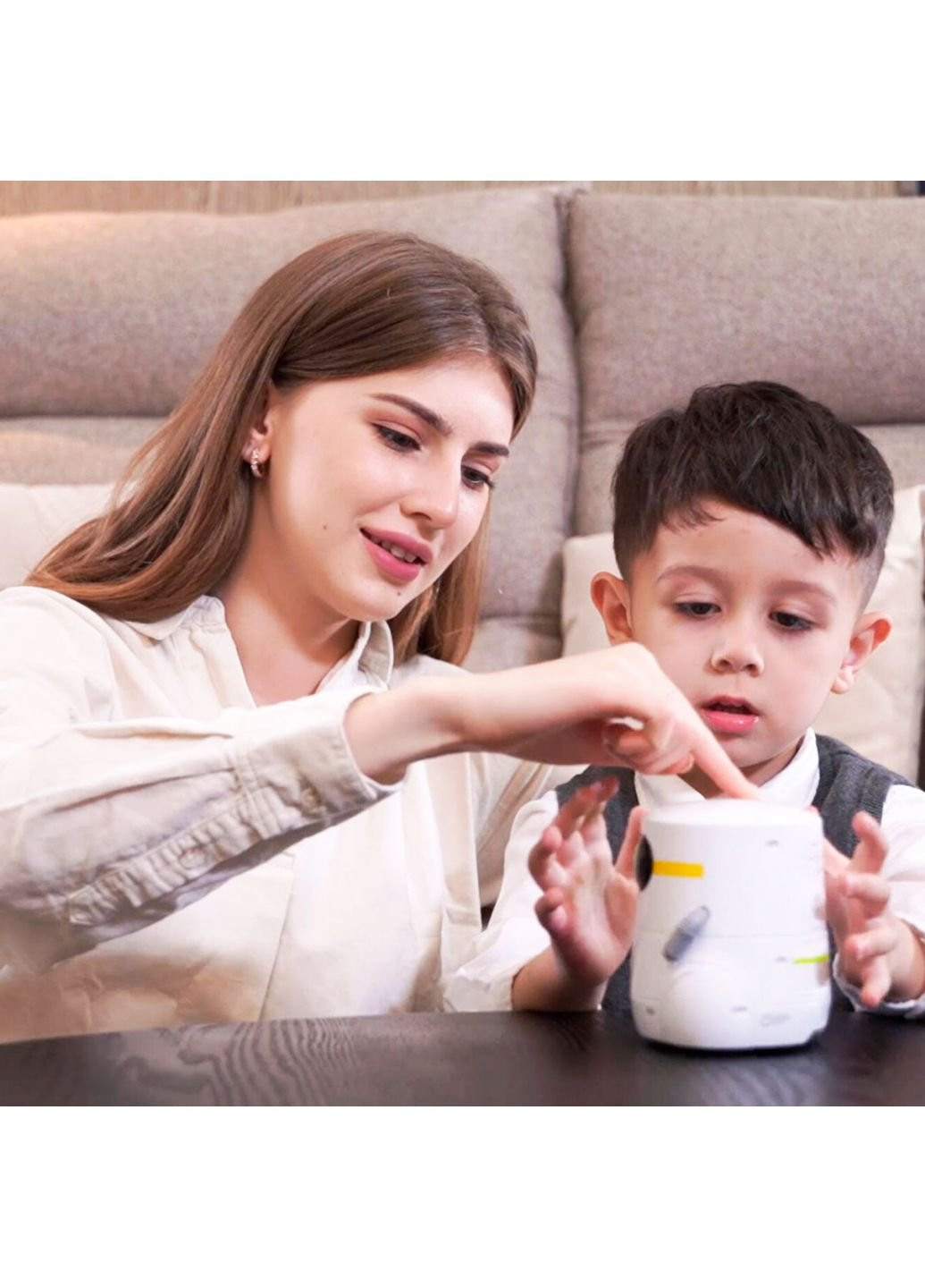 Интерактивная игрушка Умный робот с сенсорным управлением и обучающими карт белый (AT002-01-UKR) AT-Robot (251223890)