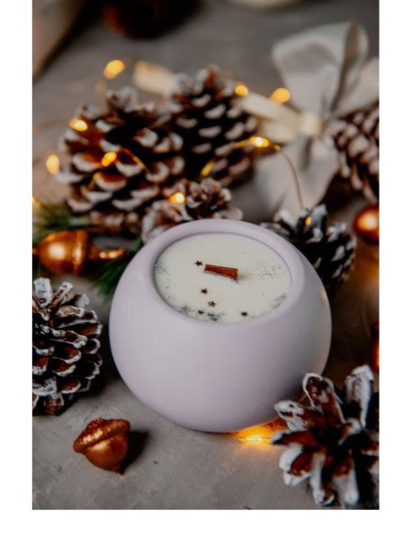 ЭКО свеча с зимним декором "Лиловый шар". 9-10 часов горения. Коллекция "Праздничные" BeautlyMaysternya (256244914)
