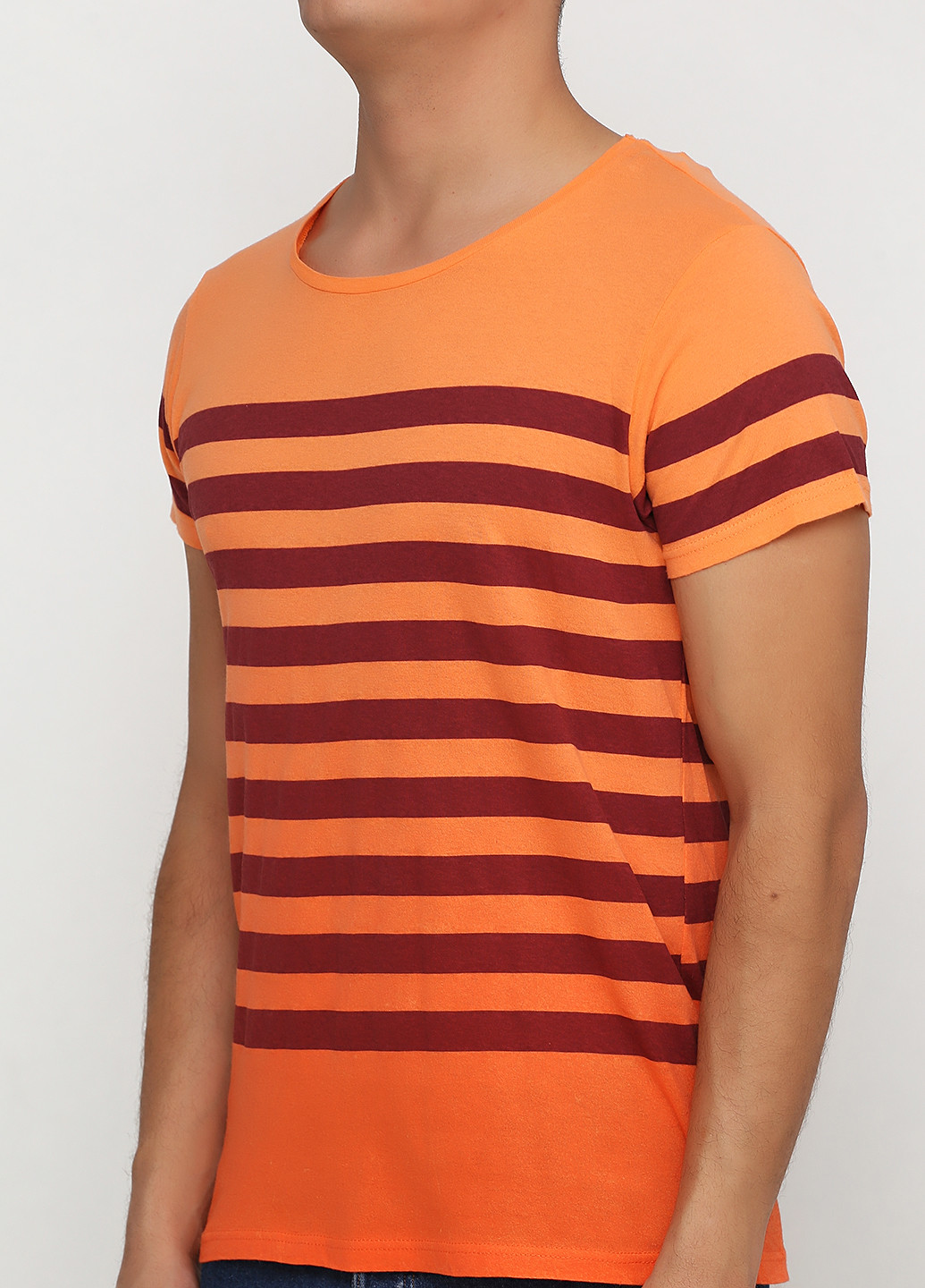 Оранжевая футболка Pull & Bear