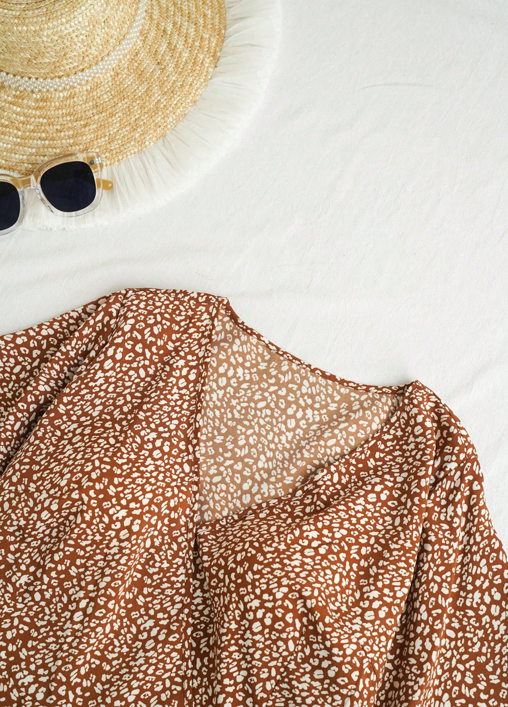 Коричневое кэжуал платье на запах SHEIN леопардовый