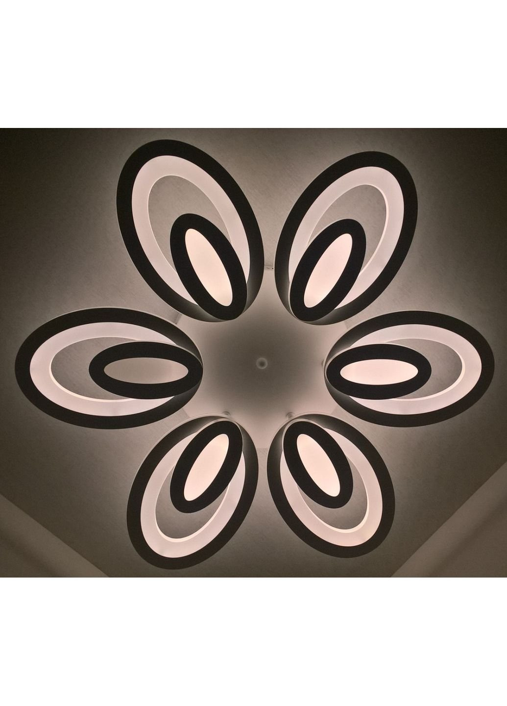 Люстра потолочная LED с пультом A2309/6-wh Белый 9х62х62 см. Sunnysky (253630218)