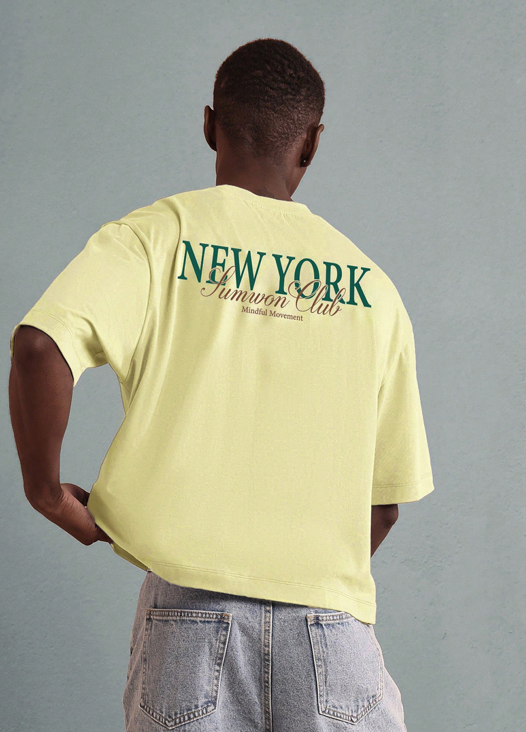 Желтая футболка SHEIN