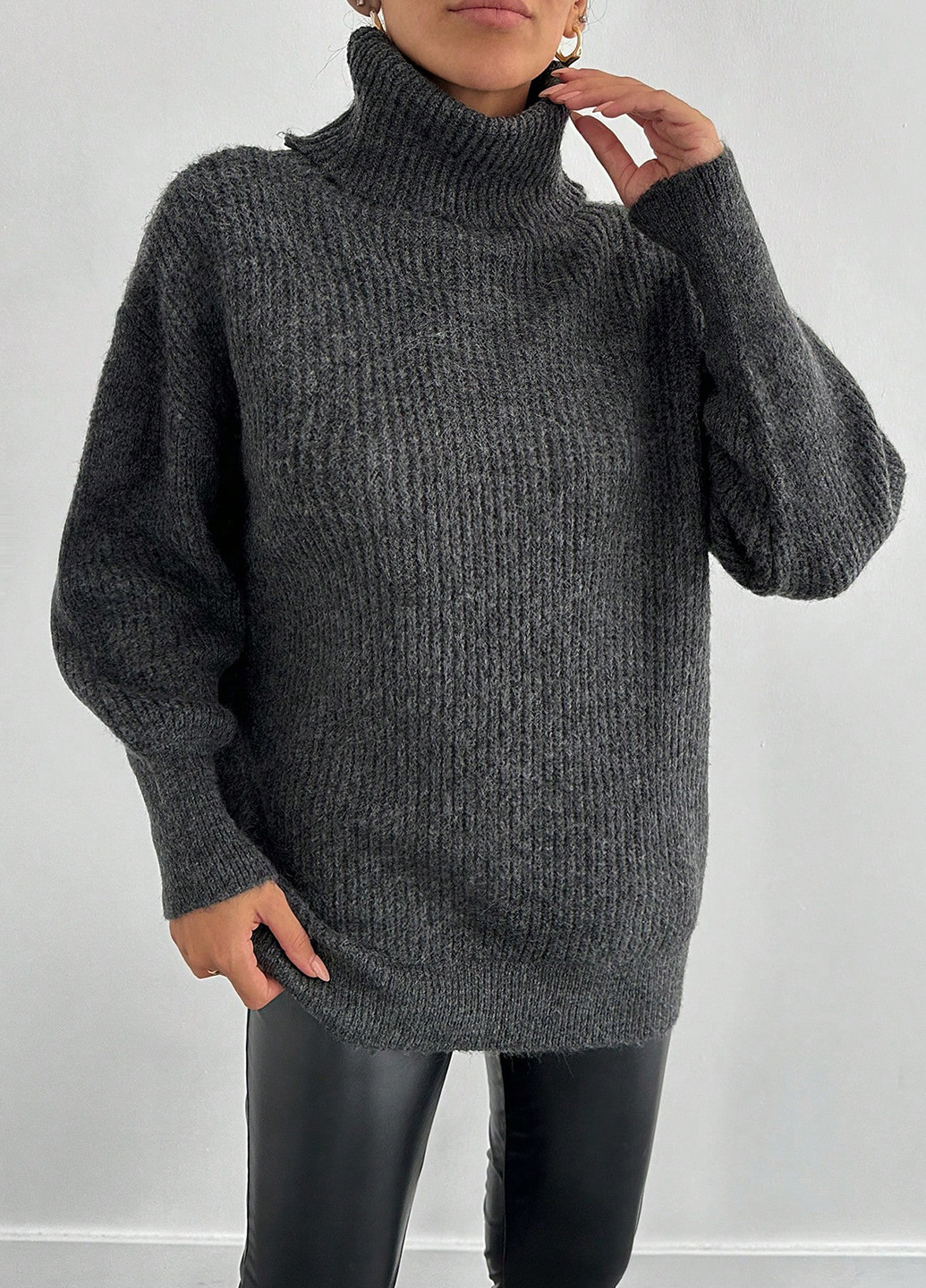 Темно-серый демисезонный свитер SHEIN