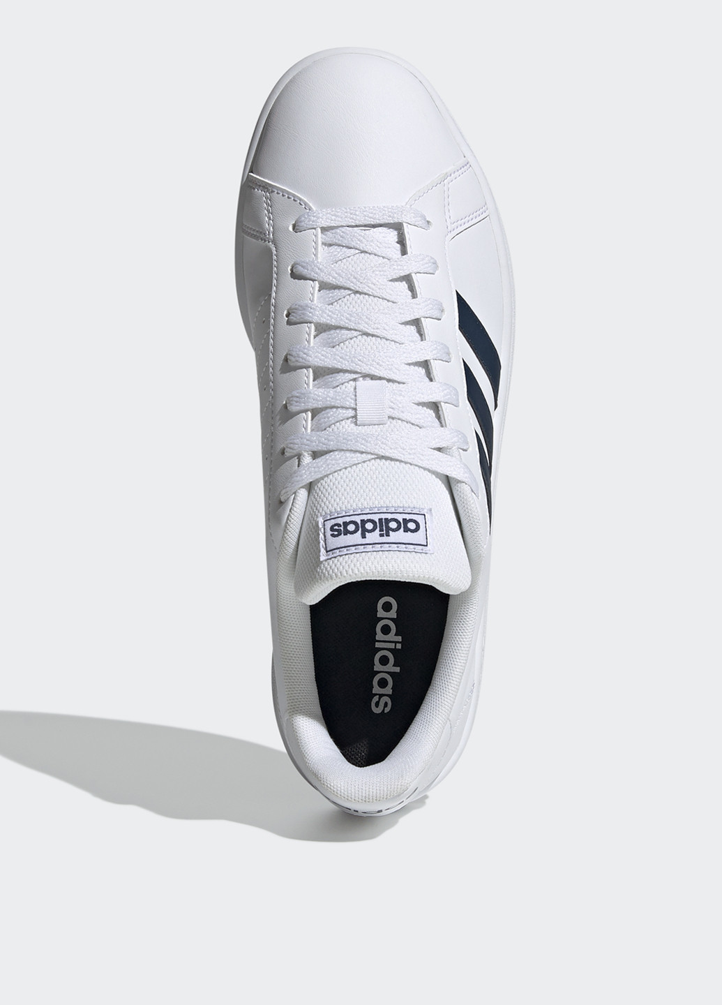 Белые кросівки adidas