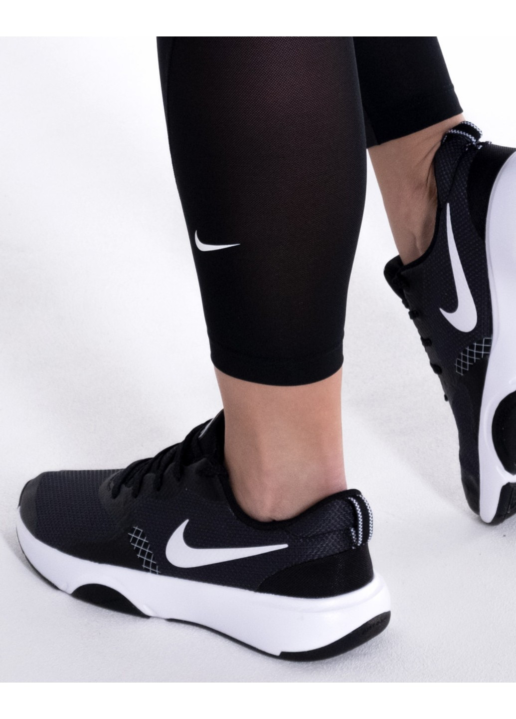 Черные демисезонные кроссовки city rep tr Nike