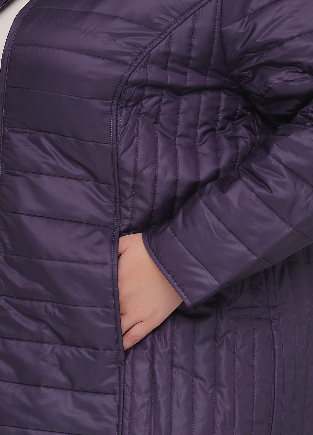 Фиолетовая демисезонная куртка Minus