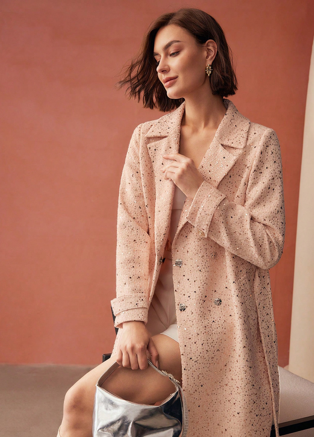 Светло-розовое зимнее Пальто двубортное SHEIN