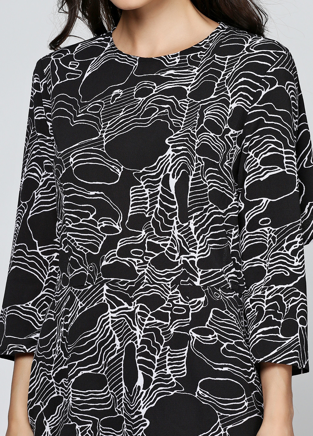 Черное кэжуал платье Unique с абстрактным узором