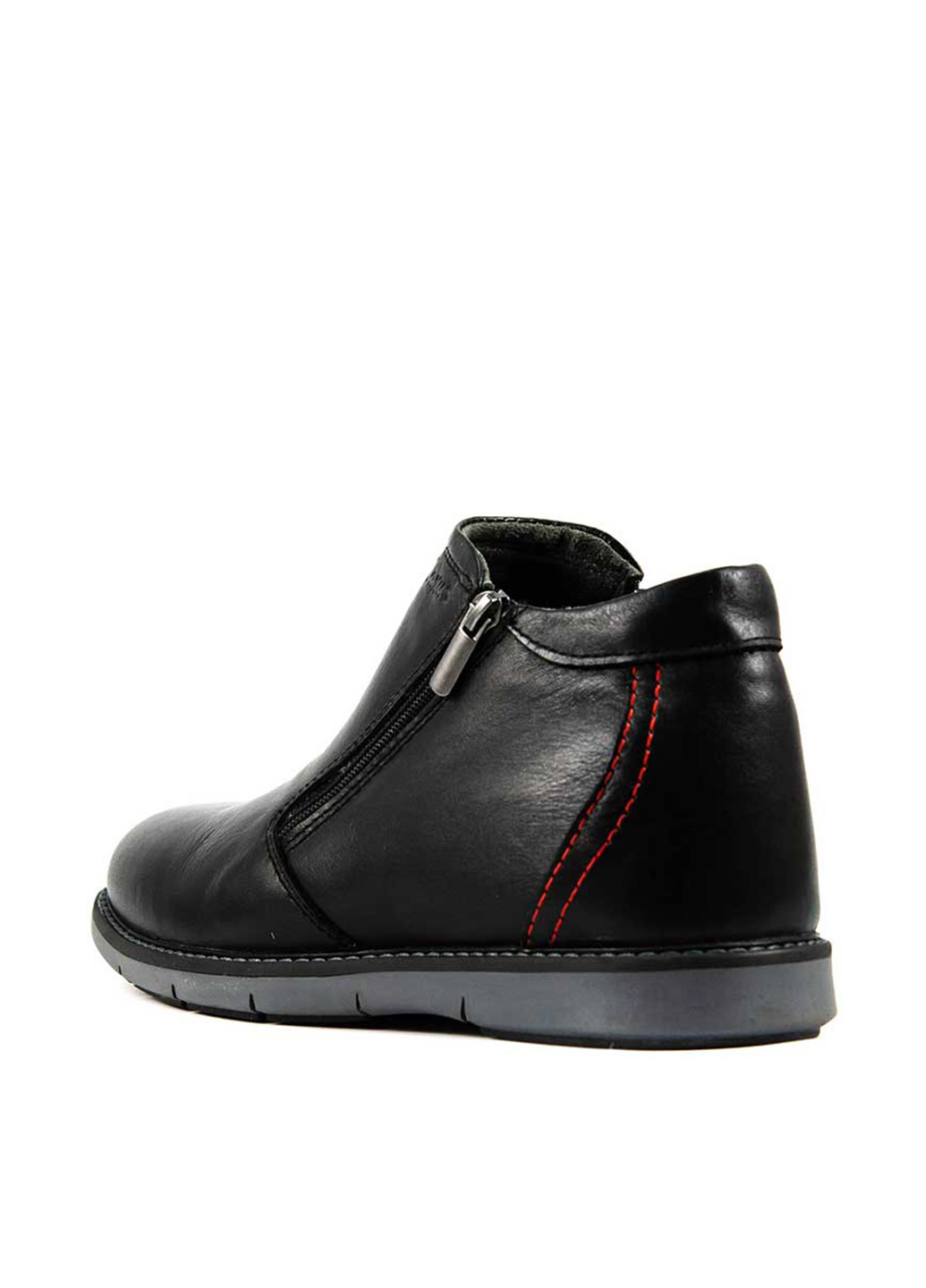 Черные зимние ботинки Maxus