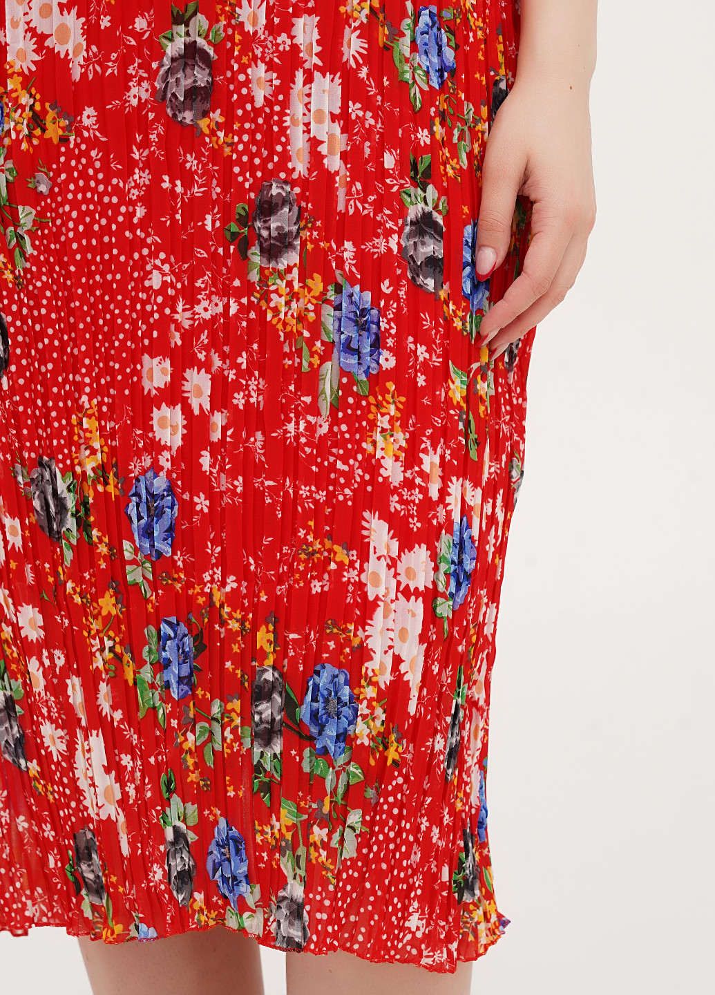 Червона кежуал сукня плісована Vicolo з квітковим принтом