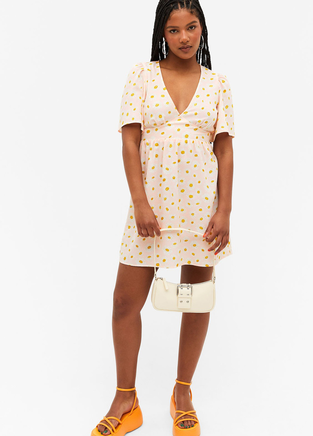 Светло-розовое кэжуал платье а-силуэт Monki с цветочным принтом