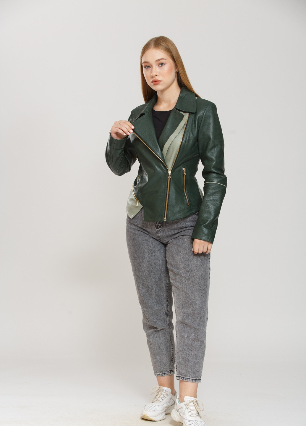 Зеленая демисезонная куртка зеленый + оливковый Sacha Pacha