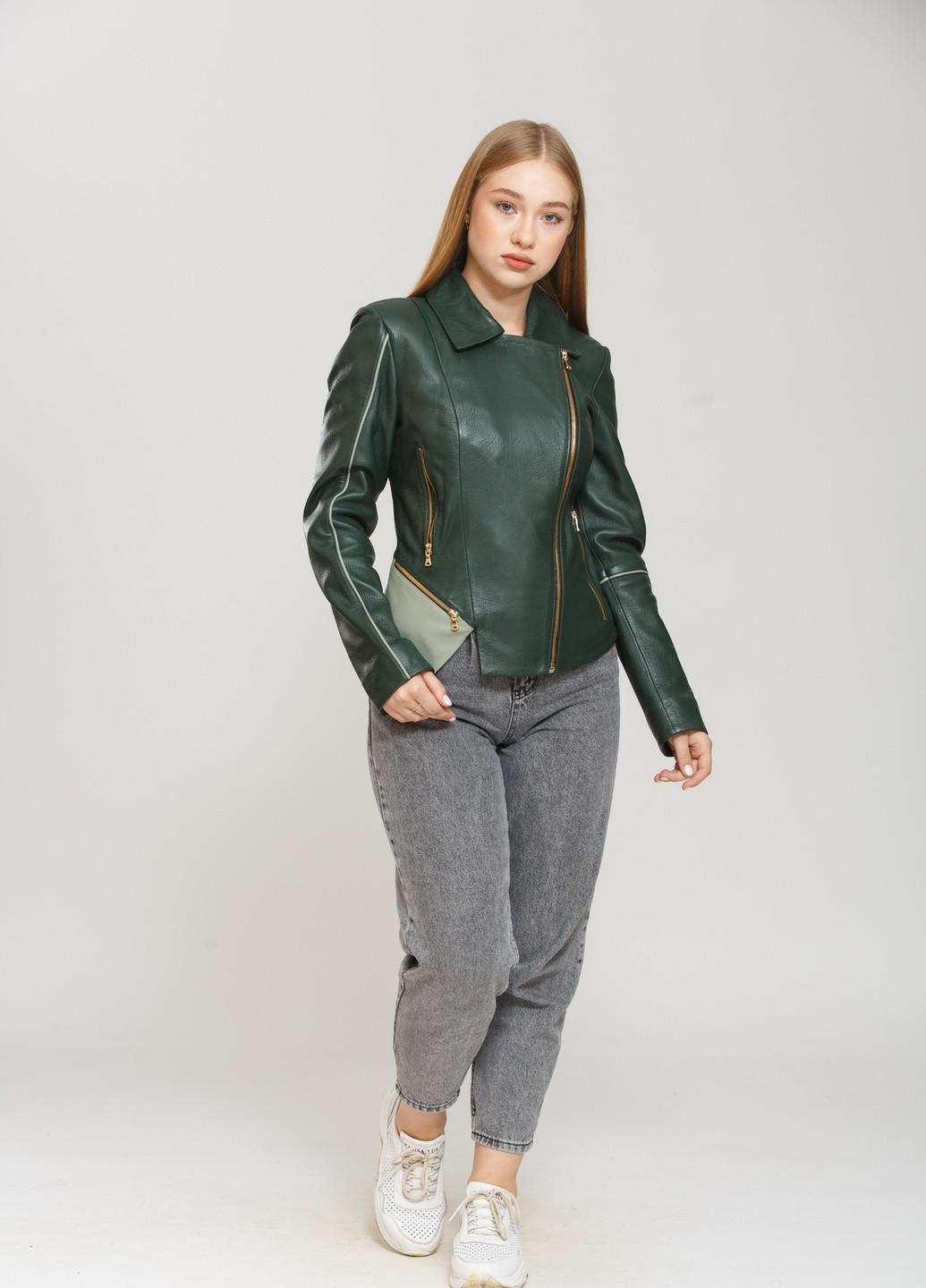 Зеленая демисезонная куртка зеленый + оливковый Sacha Pacha