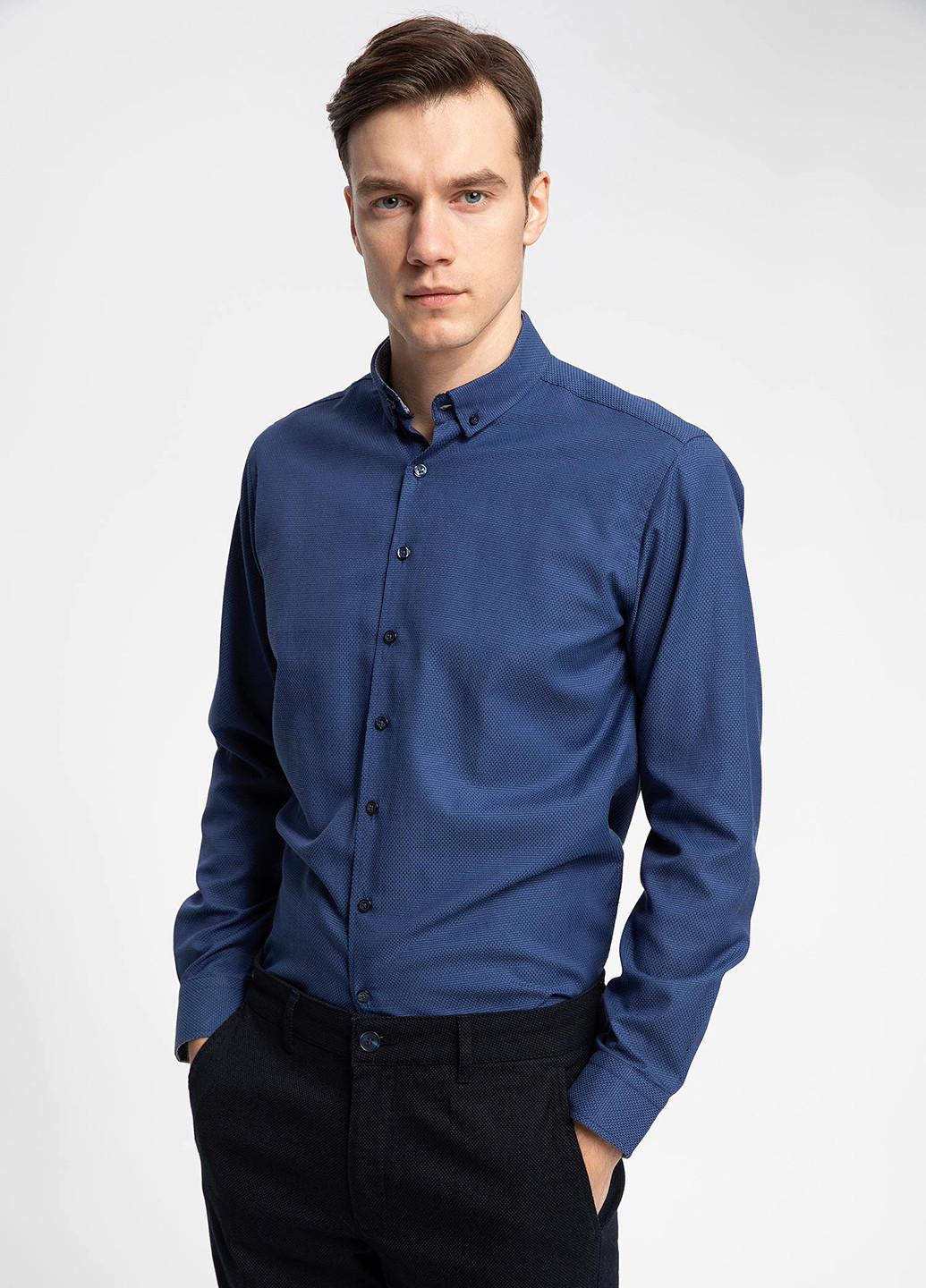 Темно-синяя классическая рубашка DeFacto