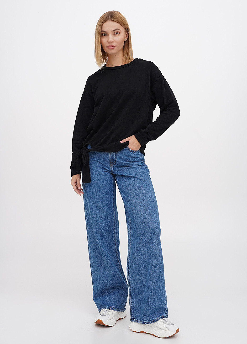 Чорний світшот Francesca's однотонний без декору (308588612)