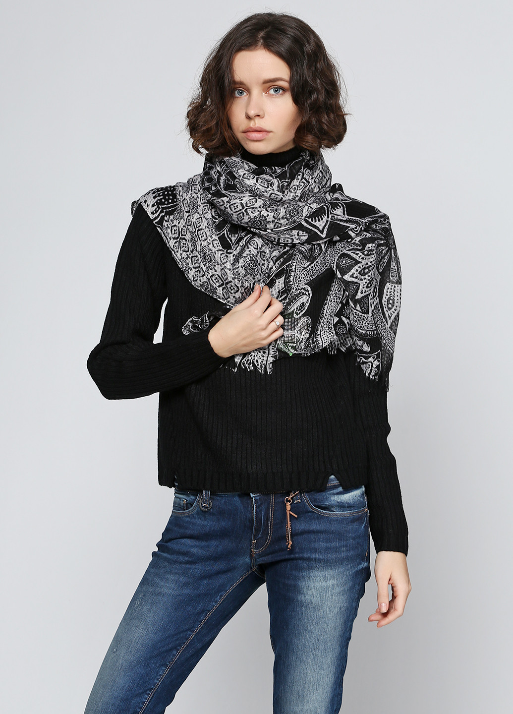 Шарф Pieces (29788057)