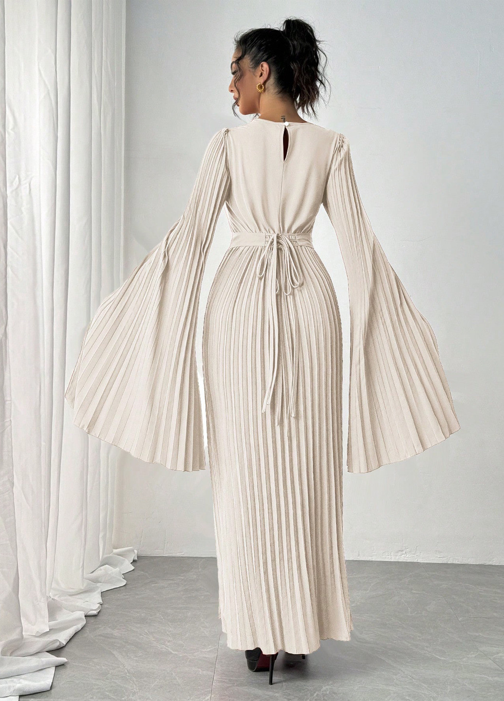 Кремова вечірня, кежуал сукня плісована SHEIN однотонна
