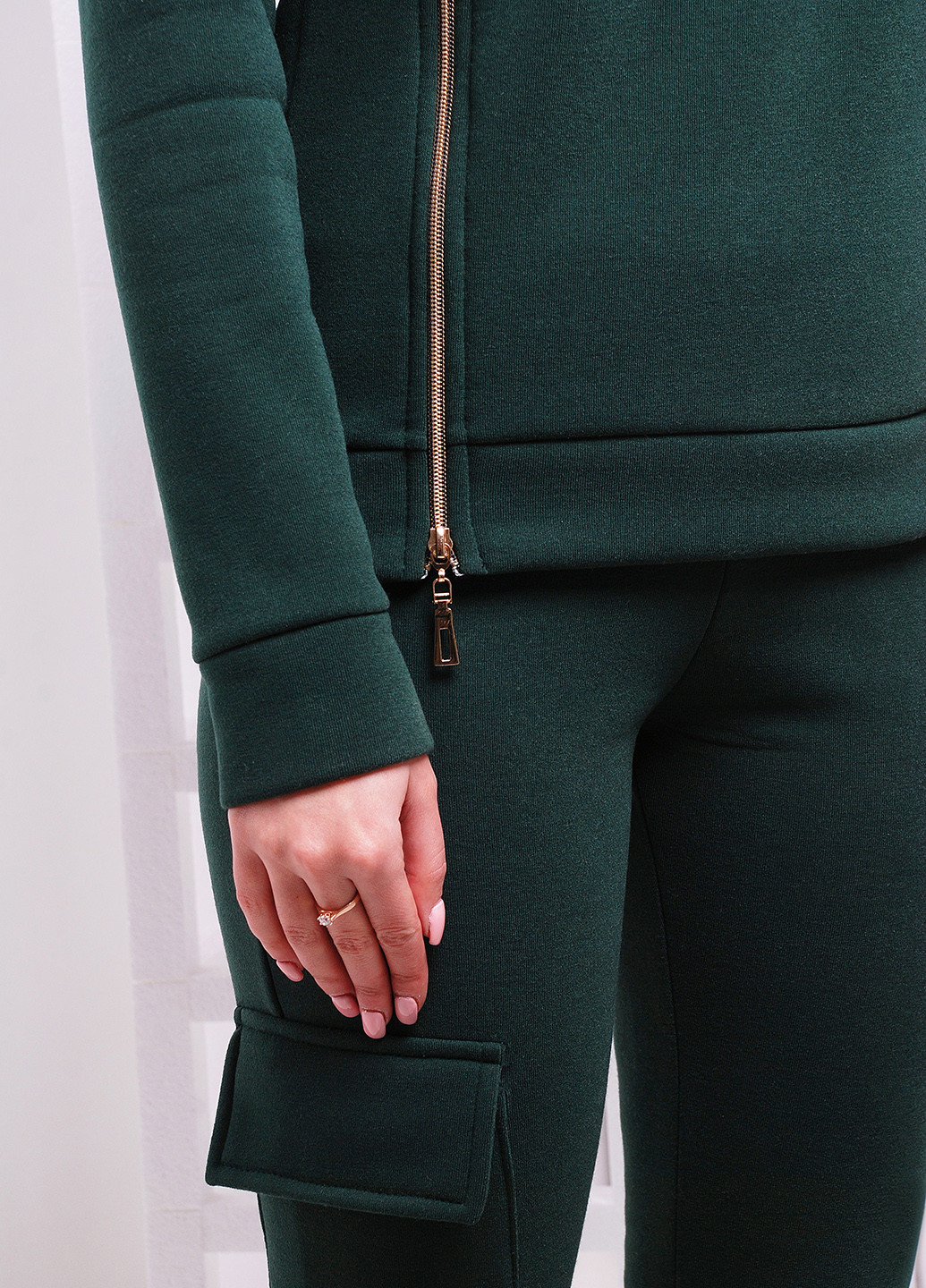 Костюм (свитшот, брюки) Fashion Up брючный однотонный темно-зелёный кэжуал